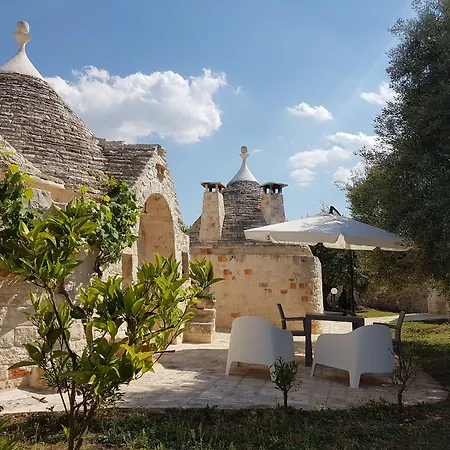 Дом отдыха Almapetra Trulli