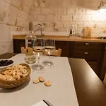 Almapetra Trulli