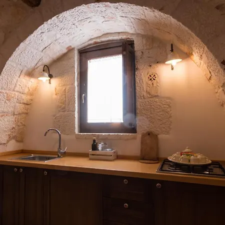 Almapetra Trulli