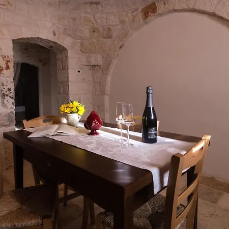 Tatil Evi Almapetra Trulli *