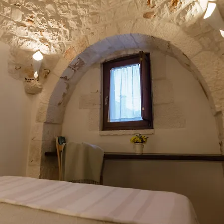 Almapetra Trulli