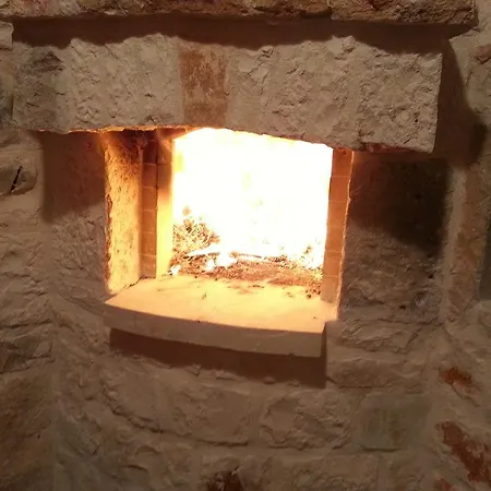 Almapetra Trulli * Locorotondo