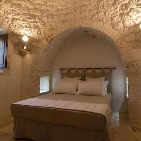 Almapetra Trulli * Locorotondo