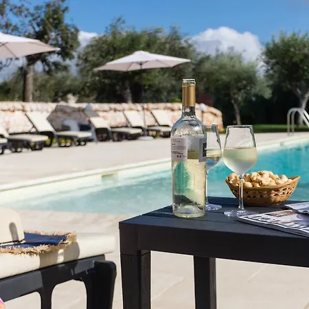 Almapetra Trulli Locorotondo