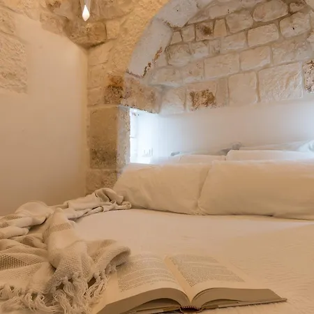 Almapetra Trulli Locorotondo