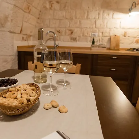 Almapetra Trulli
