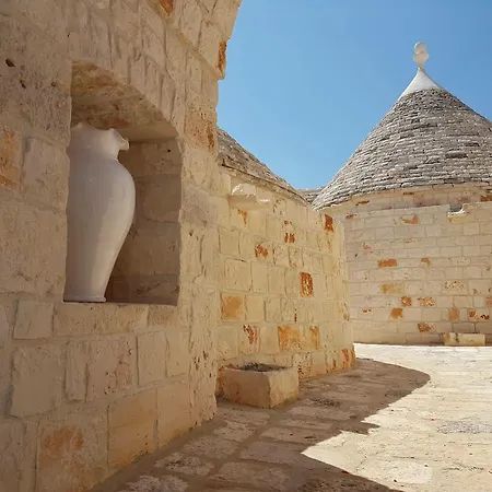 Almapetra Trulli