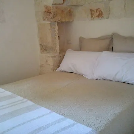 Almapetra Trulli *