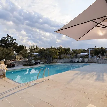 Holiday home Almapetra Trulli