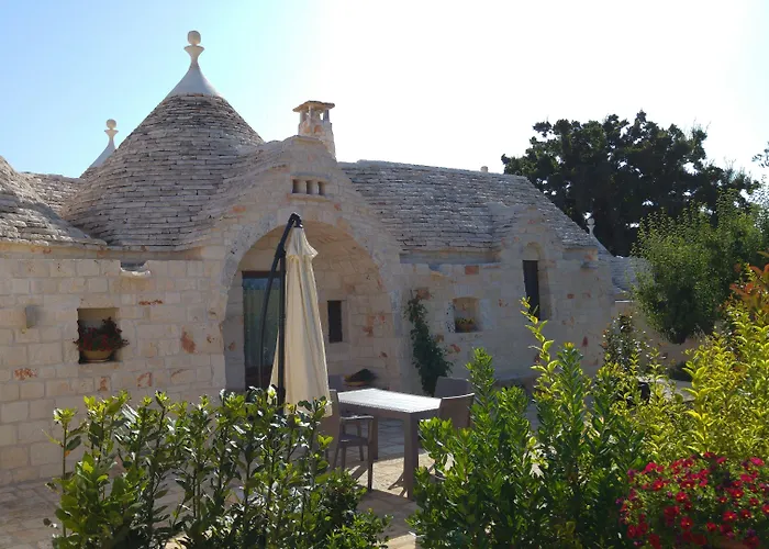 Almapetra Trulli * Locorotondo