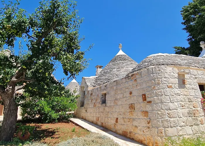 Almapetra Trulli Holiday home *