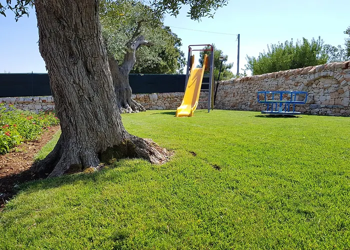 Almapetra Trulli * Locorotondo