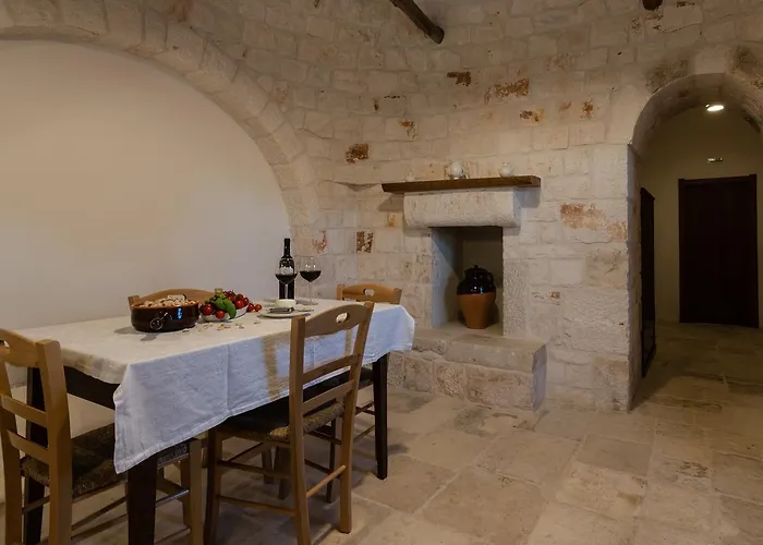 Almapetra Trulli * Locorotondo